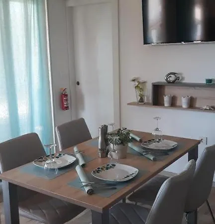 Holiday home Beach House Beta With Pool, Jacuzzi, Playground & Bbq In An Olive Grove With A Beach, Pomer - Istria Pula