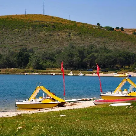 Holiday home Beach House Beta With Pool, Jacuzzi, Playground & Bbq In An Olive Grove With A Beach, Pomer - Istria *