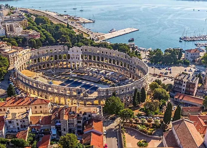 Ferienhaus House Beta With Pool, Jacuzzi, Playground & Bbq In An Olive Grove With A Beach, Pomer - Istria *