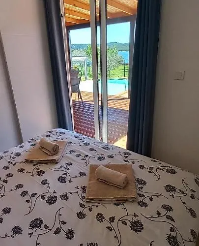 Ferienhaus House Beta With Pool, Jacuzzi, Playground & Bbq In An Olive Grove With A Beach, Pomer - Istria Pula