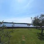 Holiday home Beach House Beta With Pool, Jacuzzi, Playground & Bbq In An Olive Grove With A Beach, Pomer - Istria Pula