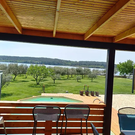 Tatil Evi House Beta With Pool, Jacuzzi, Playground & Bbq In An Olive Grove With A Beach, Pomer - Istria Pula